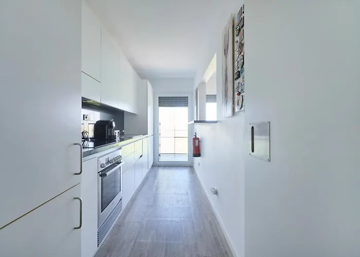 Apartament Bridge River @ Parque Nacoes Lizbona
