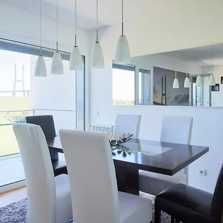 Appartement Bridge River @ Parque Nacoes Lissabon