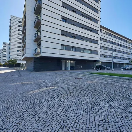 Bridge River @ Parque Nacoes Lisbona